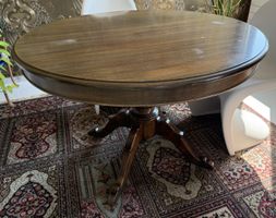 Esstisch rund aus Massivholz DM ⌀ 110 cm