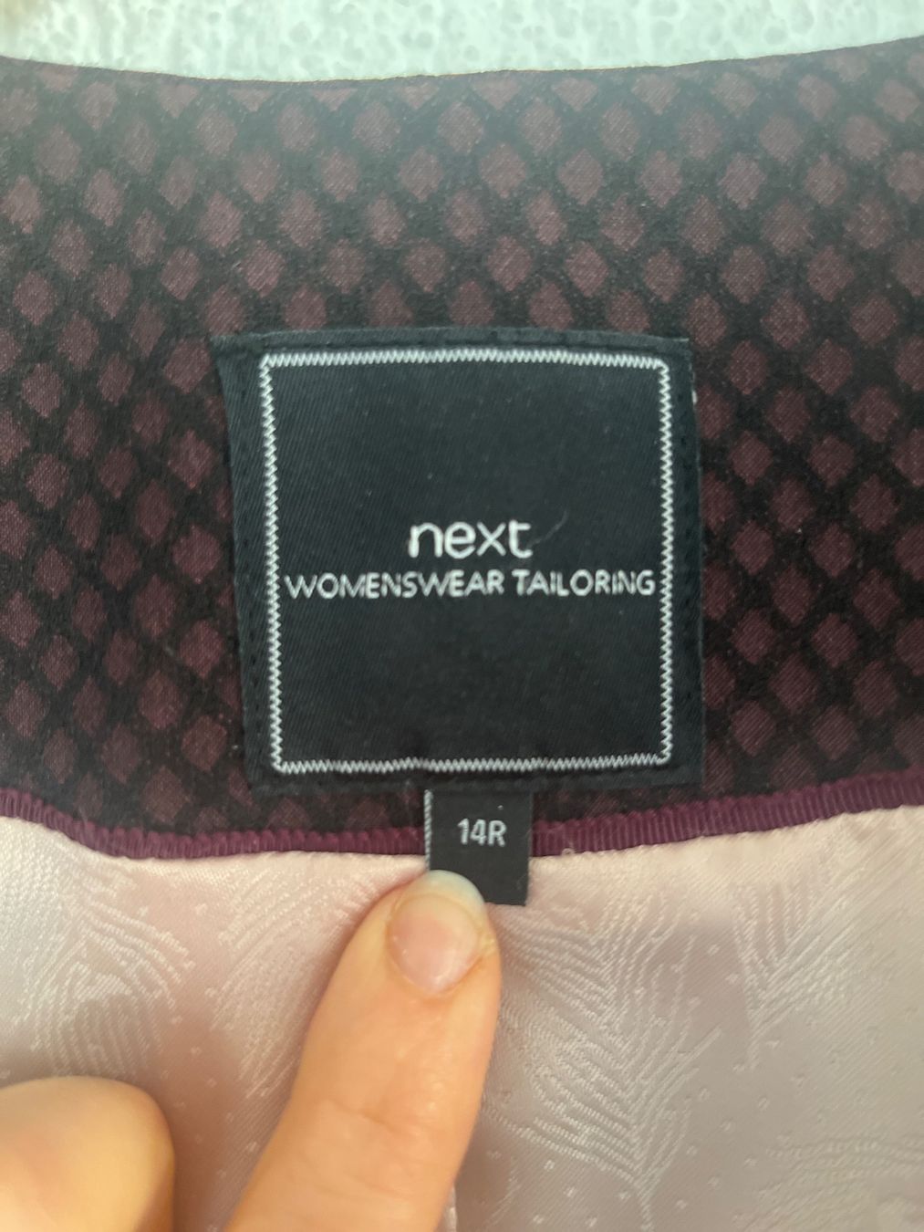 Next Giacche: Damen Blazer Next dunkelbraun gemustert – Usato da Horw venduto da Pem1278 1