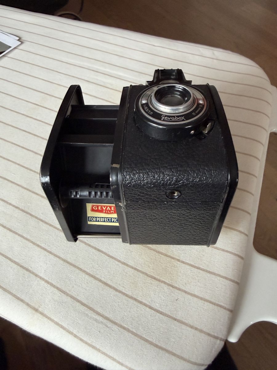 Fotocamera: GEVABOX 6x9 cm – Usato da Samedan venduto da Platzschaffe 5
