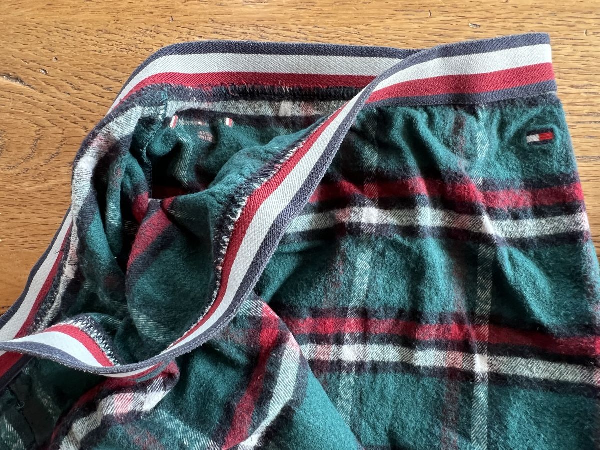 Tommy Hilfiger Pyjamas: Hilfiger Pijama Gr 152 – D'occasion à Uebeschi par 1Anna1 2