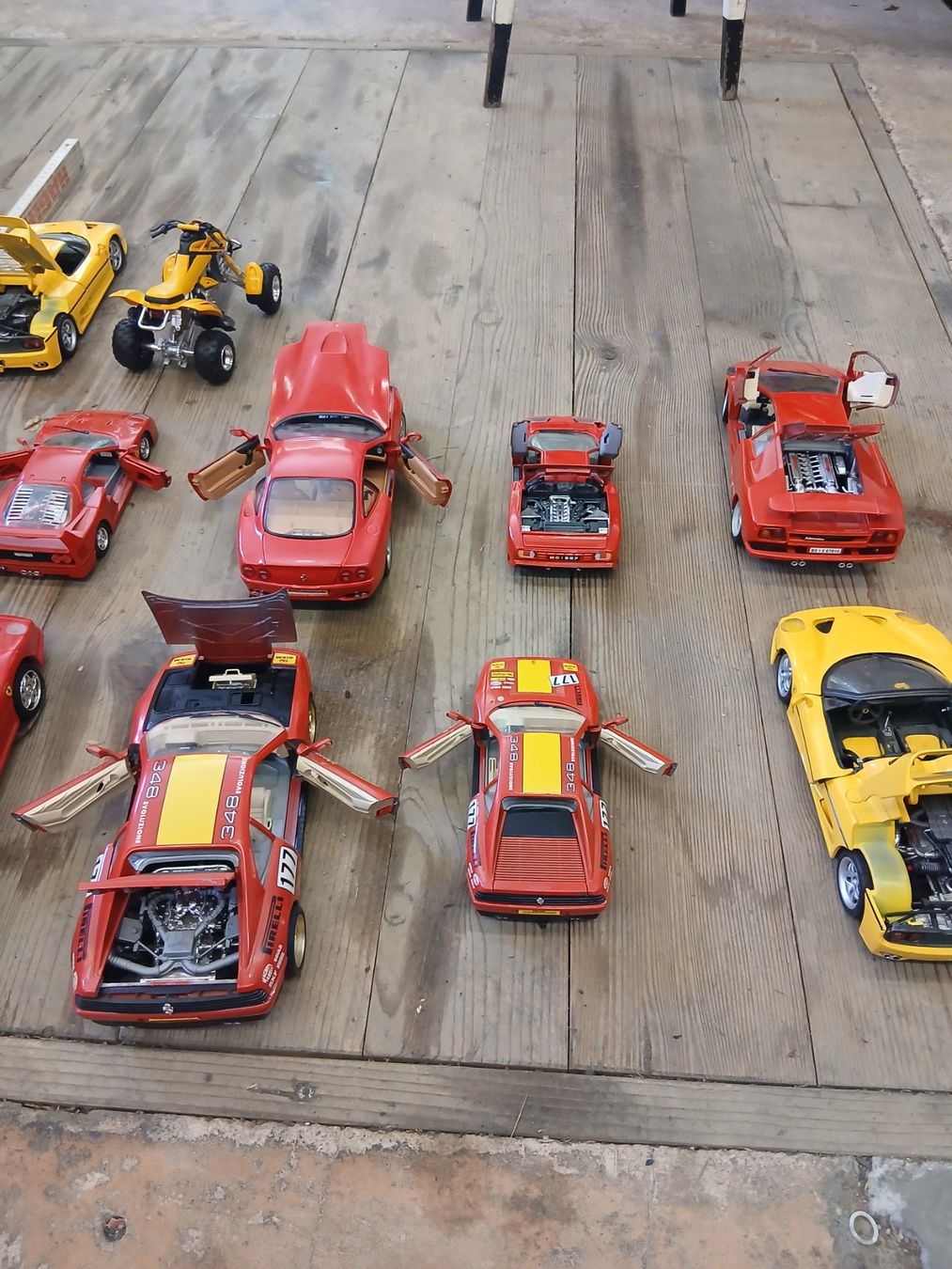 Ferrari Modellautos: Ferraris – Gebraucht aus Hittnau von hamaz 3