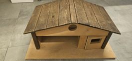 Stall Holz
