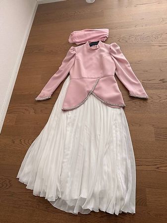 Abendkleid Gr. 40-42 NEU