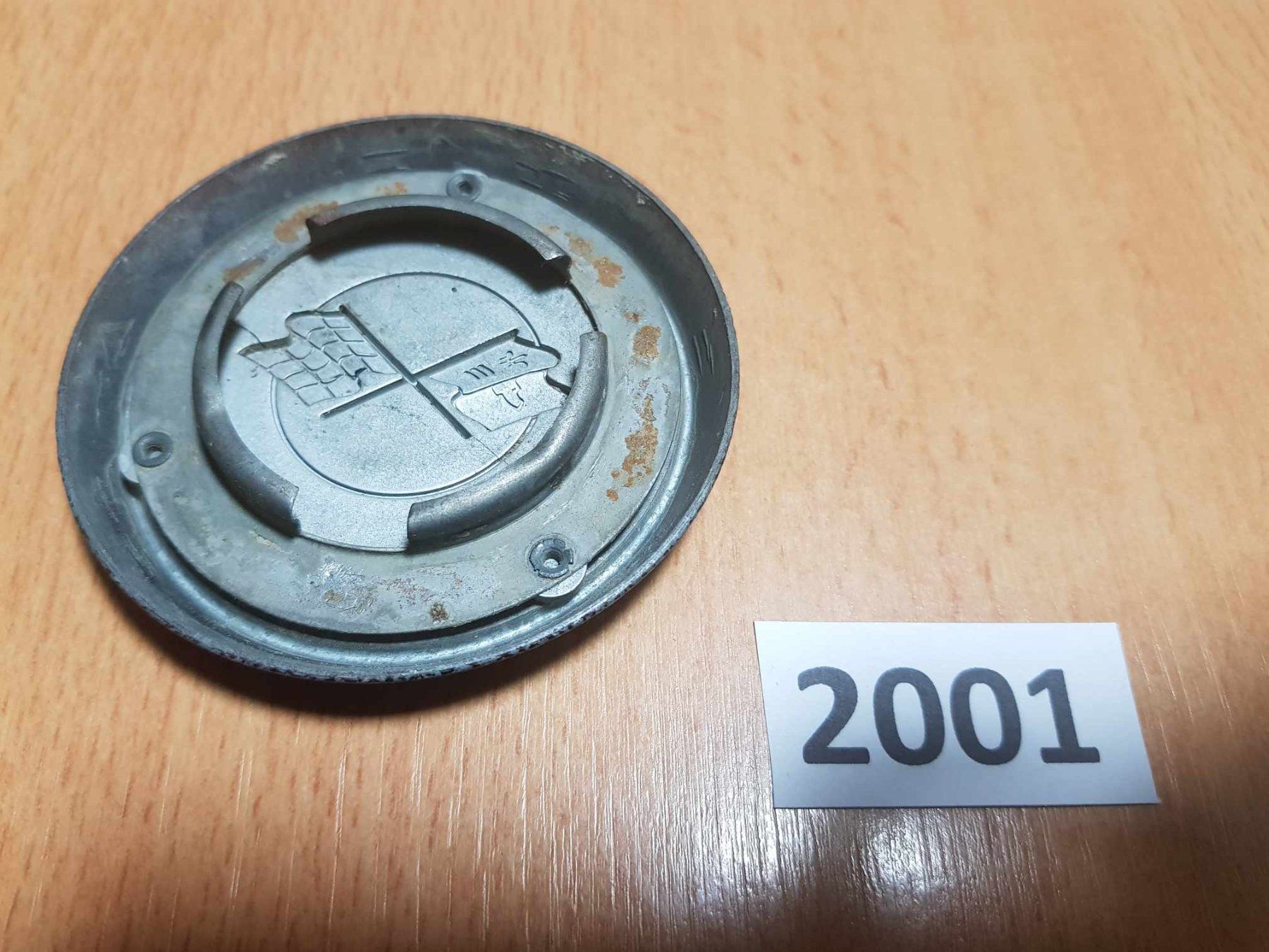 Chevrolet Tutti pezzi di ricambio auto: Center Cap Lenkrad, Nabendeckel Corvette – Usato da Niedergösgen venduto da usc_l8gm 2