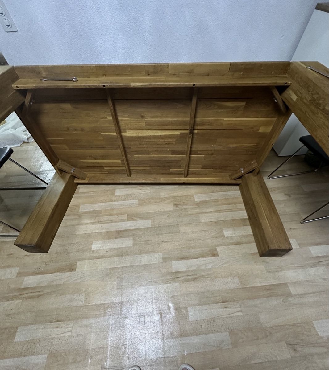 Tavoli: Massiv Holztisch – Usato da Zürich venduto da eno_9wl6 2