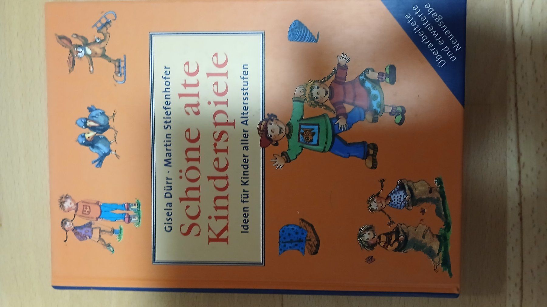 Libri: Buch (Schöne alte Kinderspiele) – Usato da hinwil venduto da tho_j6kz
