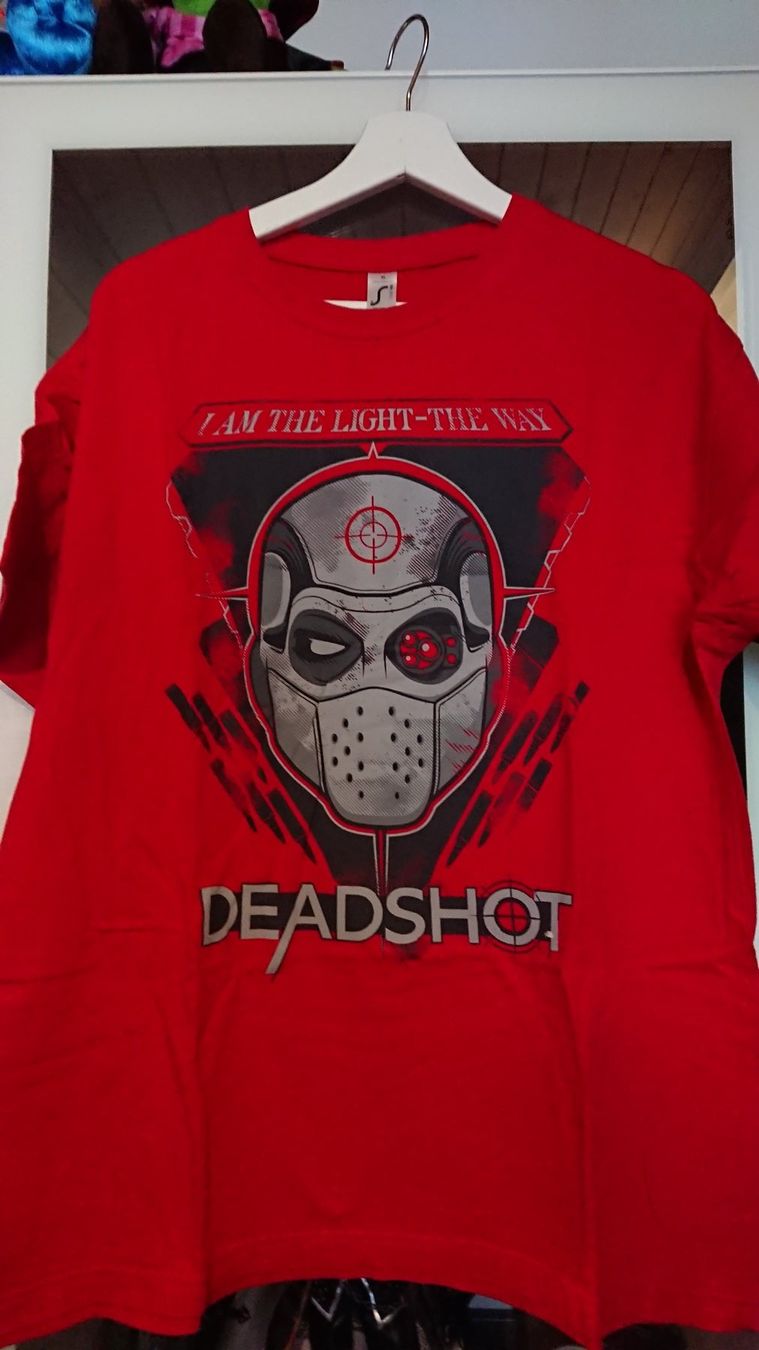 T-Shirts: T-shirt Suicide Squad "Deathshot" XL – Neu (gemäss Beschreibung) aus Cugy VD von Twinsen93