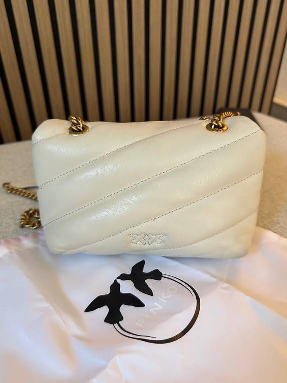 Pinko Borse da donna: Pinko Love Puff Baby white – Usato da Brugg AG venduto da Burissa 2