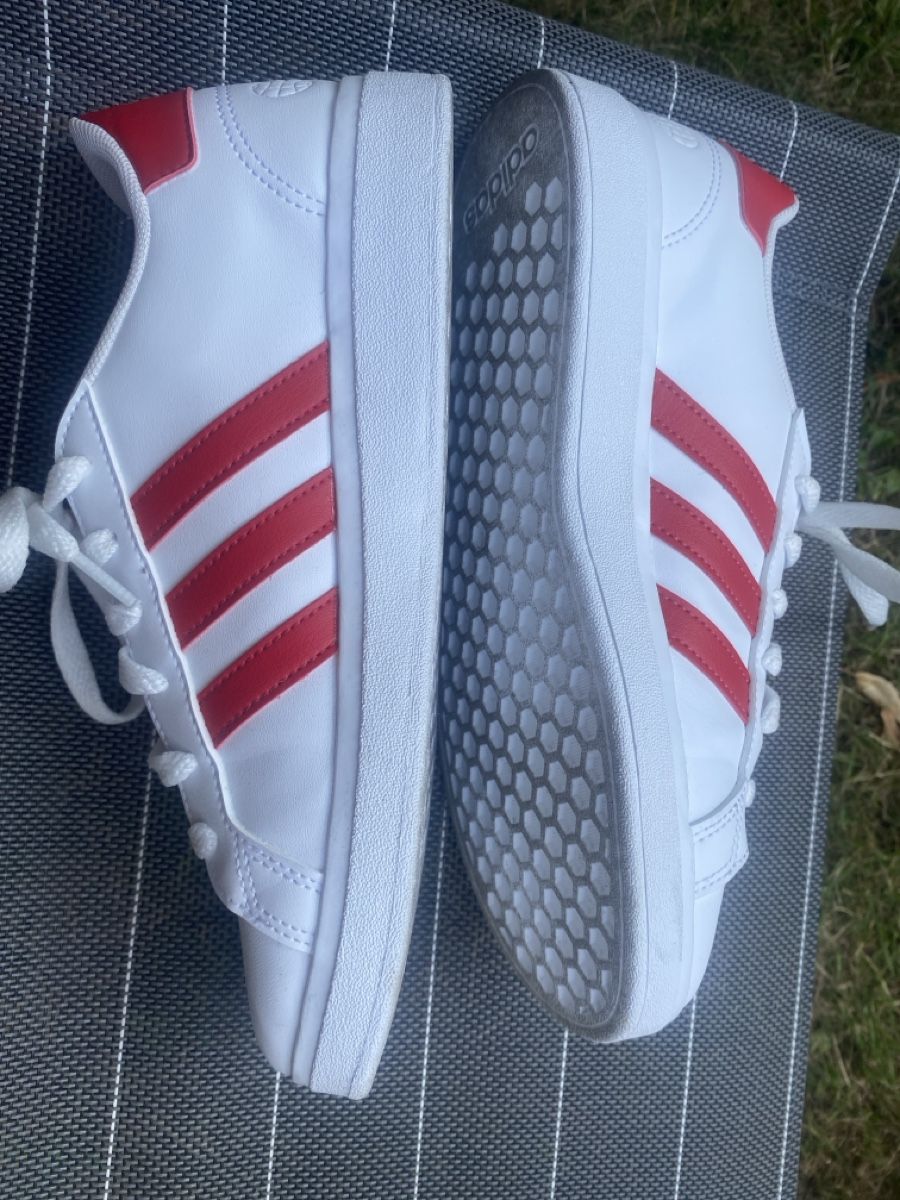 Adidas Herrenschuhe: Adidas Sneaker weiss rot Groesse 38 neu – Gebraucht aus Schaffhausen von purzel51 2