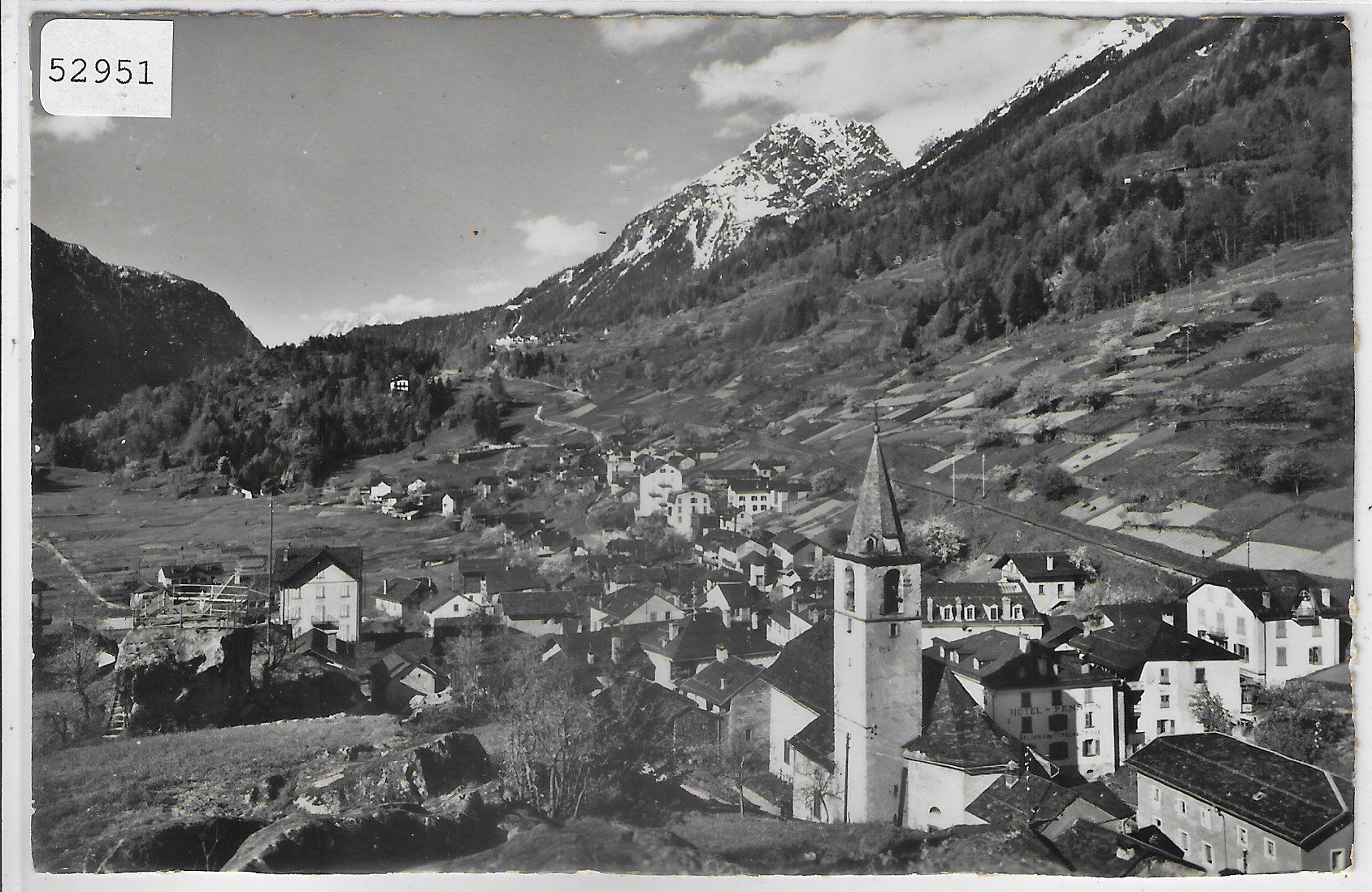 Cartoline postali: Salvan et la Barmaz - Photo: E. Gyger – Usato da Ettingen venduto da Kartenplanet