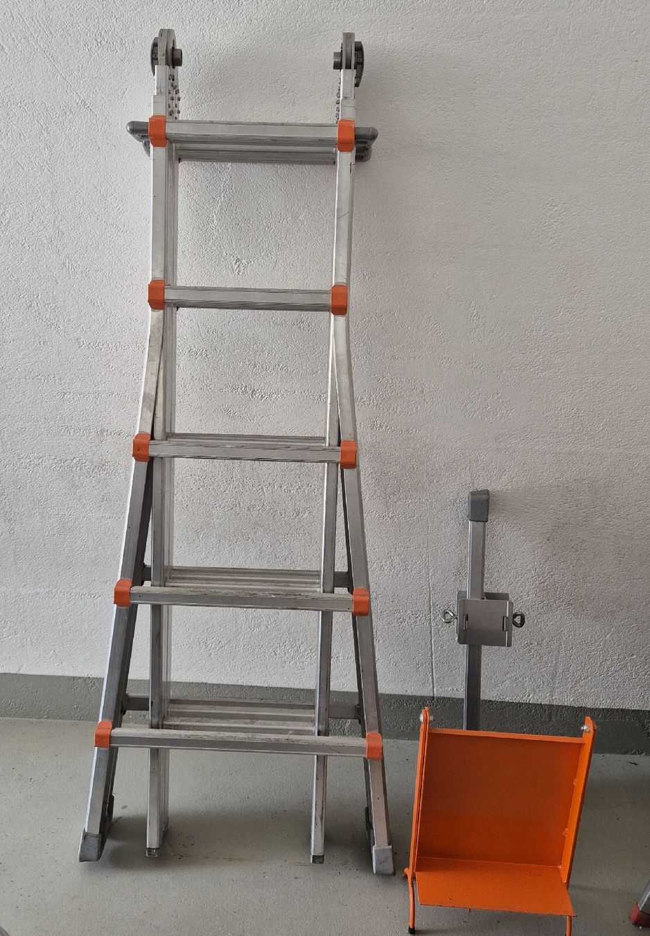 Leitern: Teleskop-Klappleiter, Mehrzweckleiter – Gebraucht aus Mühledorf SO von step04