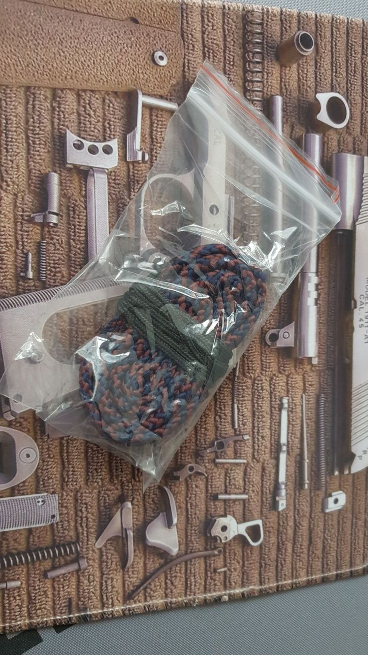 Tutti gli attrezzi: 1 stk. BoreSnake , .44 .45 ... Cal – Nuovo (secondo la descrizione) da Effretikon venduto da easyjones 1