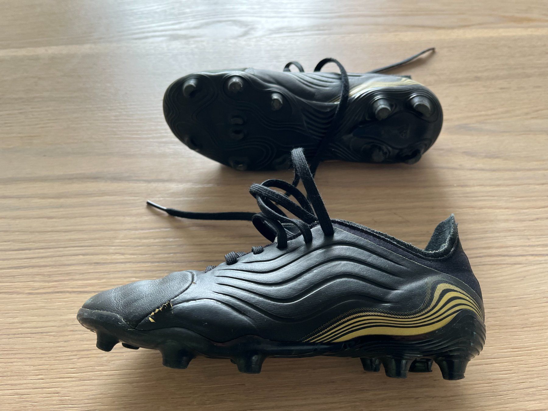 Adidas Scarpe per ragazzi: Fussballschuh Adidas Gr. 35.5 – Usato da Oberrieden venduto da mcl_g5vk 2