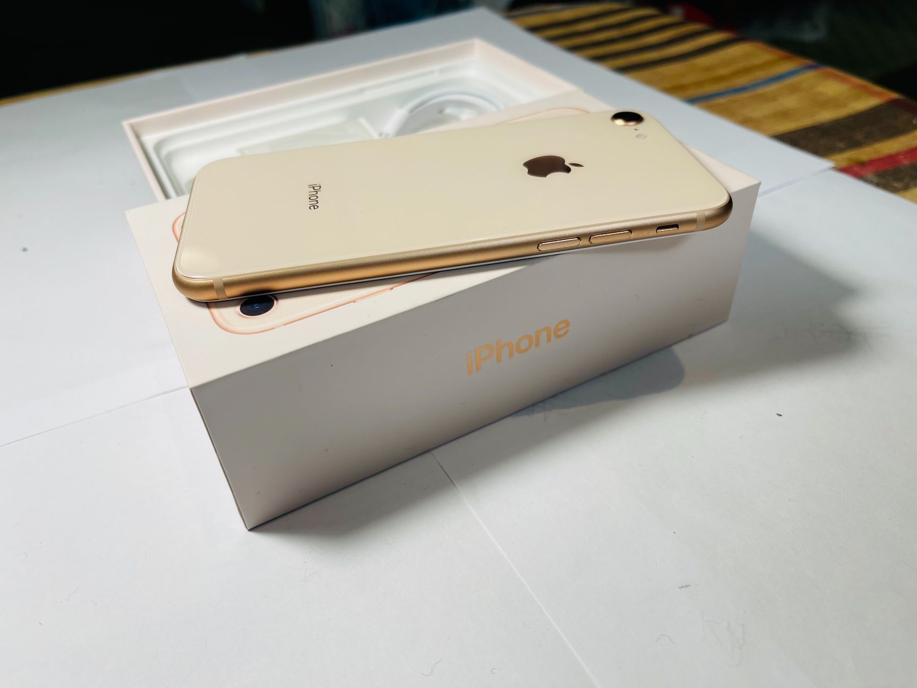 Apple Telefoni cellulari / Smartphones: IPhone 8 64gb akku 100% – Usato da Luzern venduto da Waince786 3