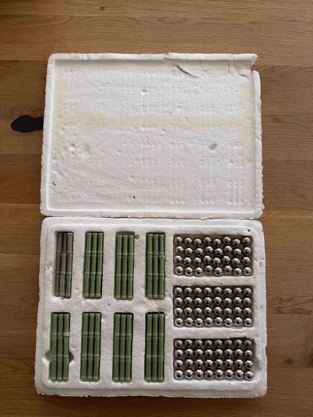 Spielzeuge: Magnet-Bausatz – Gebraucht aus Riehen von Oberloescher 1
