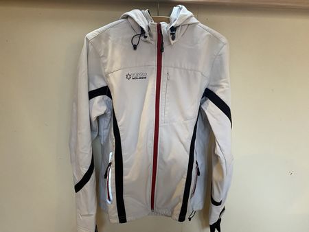 Leichte und sportliche Winterjacke Größe 44