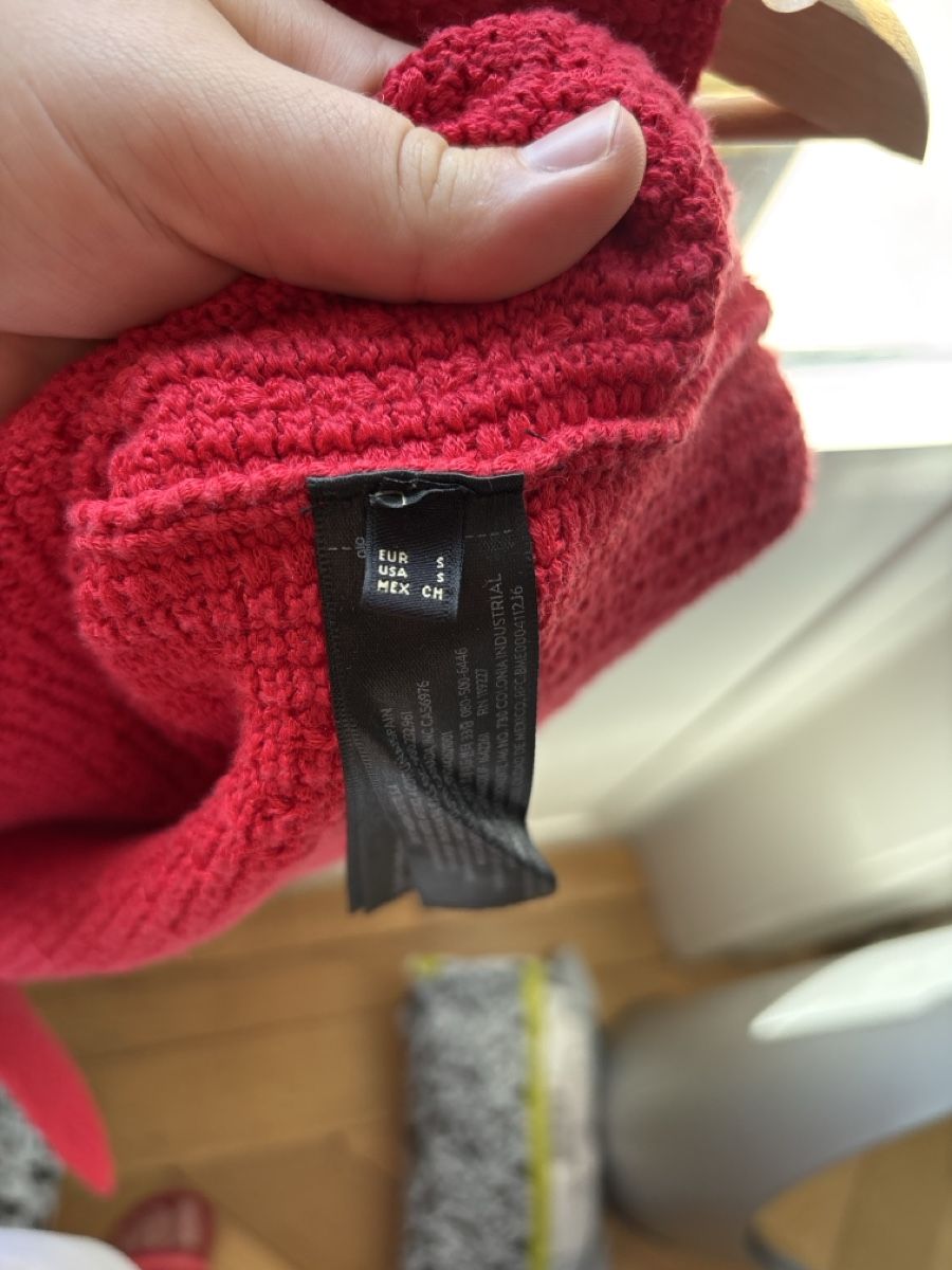 Massimo Dutti Top: Massimo Dutti – Usato da Bern venduto da Lydiixa 1