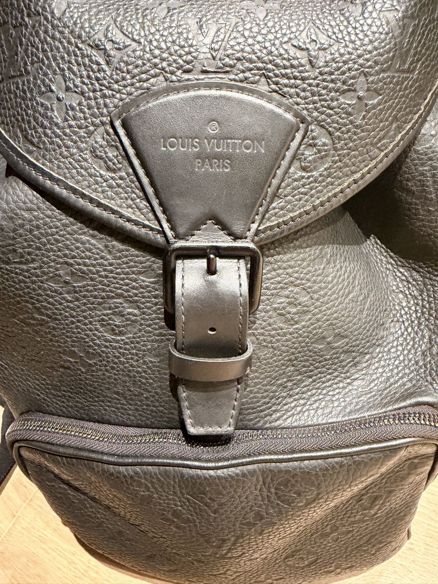 Louis Vuitton Sacs à dos: Louis Vuitton Montsouris Backpack Taurillon Monogram – D'occasion à Zürich par din_9nc2 3