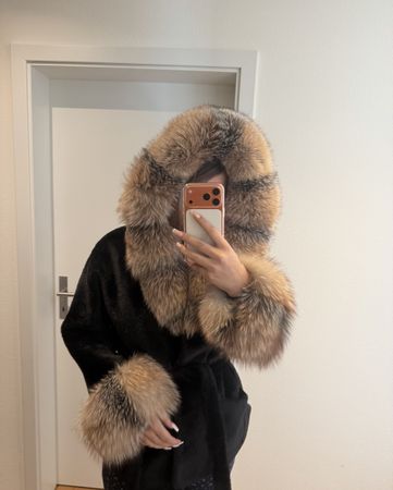 Goldnugget Pelzmantel, Grösse M,Winter-Hit!