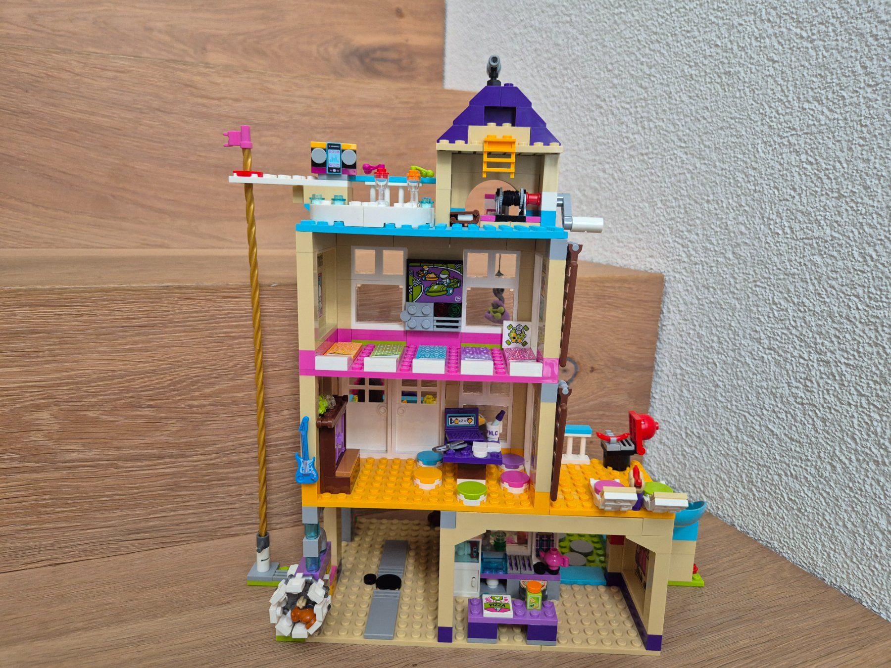 Lego Spielzeuge: Lego Friends Freundschaftshaus – Gebraucht aus Mettmenstetten von dan_j5s7 1