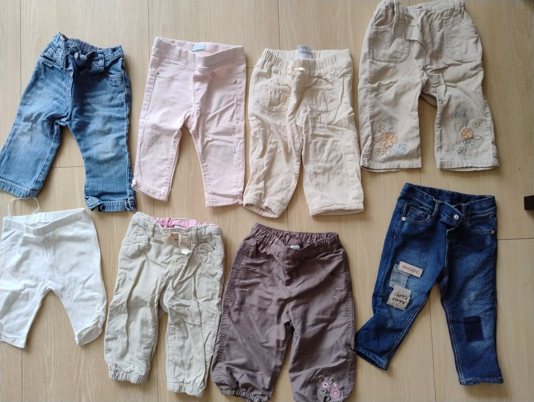 Lotti & Set di vestiti: Mädchen Hosen Gr. 74 – Usato da Bätterkinden venduto da livingdreams