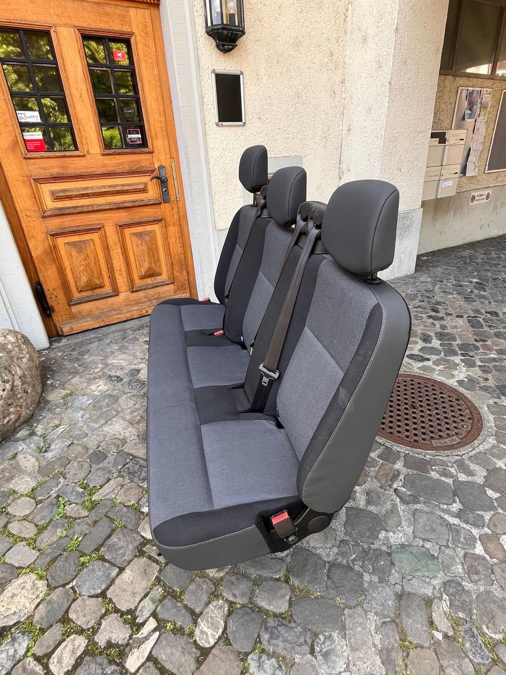 Renault Tutti pezzi di ricambio auto: Sitzbank für Renault Master – Usato da Zollikon venduto da Rayon0 1