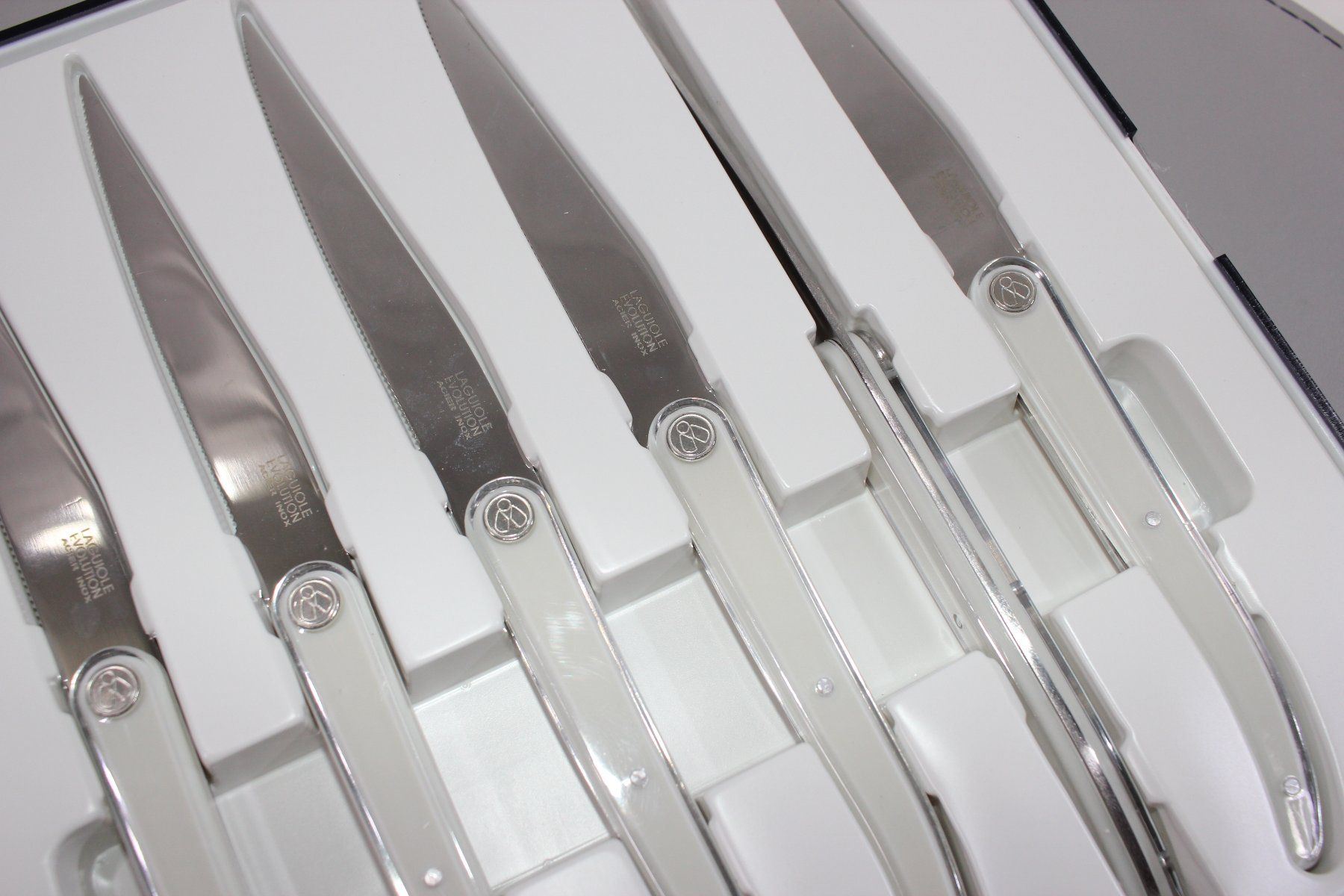 Laguiole Coltelli: Steakmesser 6er-Set in Geschenkbox - AUSWAHL – Nuovo e nell'imballaggio originale da Kägiswil venduto da nick333 2