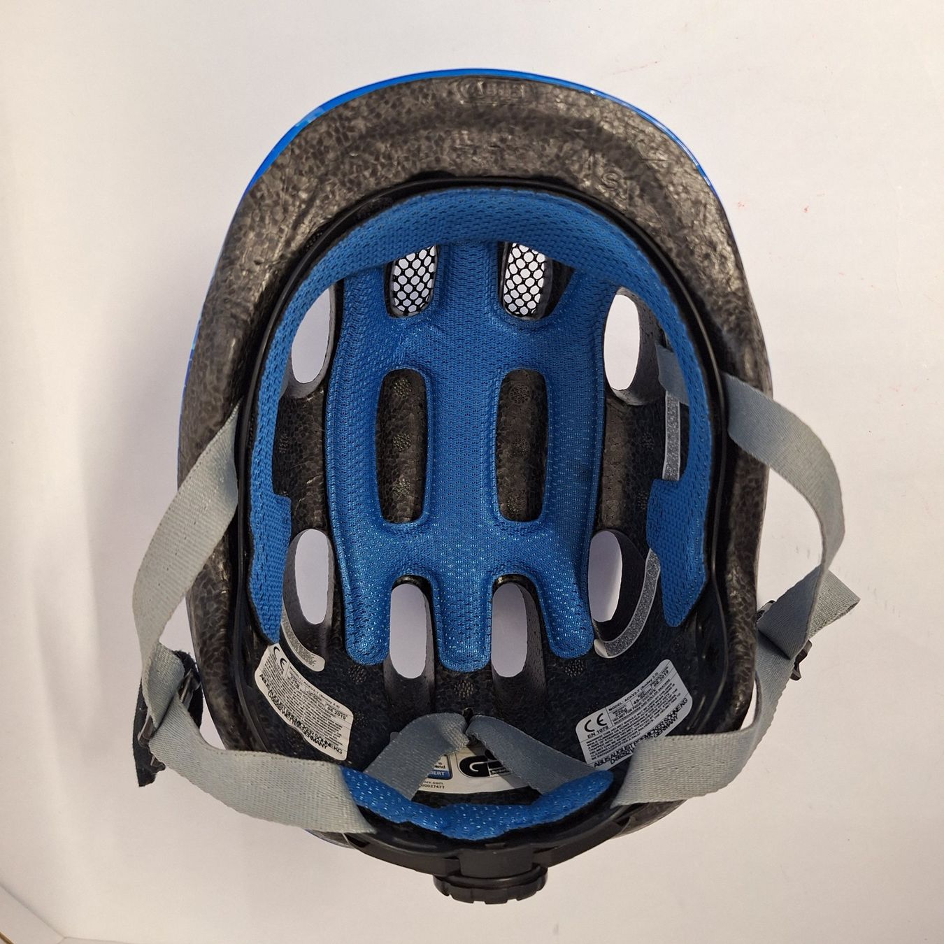 Abus Caschi: Kinder Velohelm ABUS 45-50 – Usato da Chur venduto da copino 5