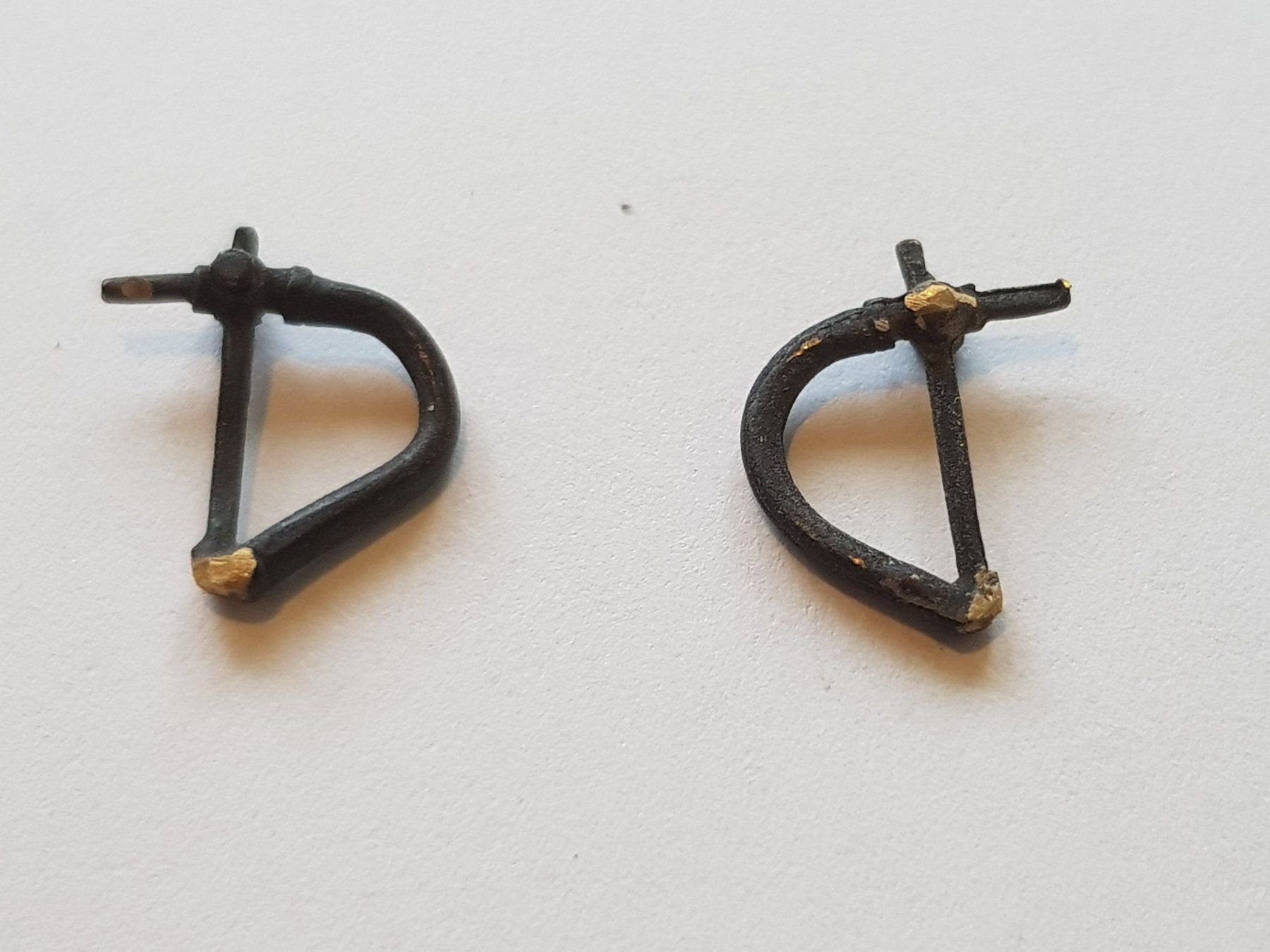 Modelleisenbahnen: 1 Paar Bremsschläuche – Gebraucht aus Luzern von inca55 1
