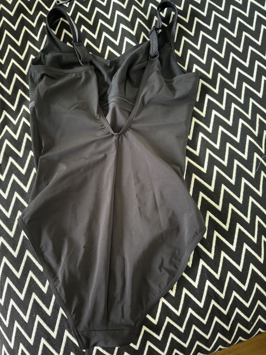 Badekleider & Bikinis: Bathing suit worn once – Gebraucht aus Münchenstein von ArleneLM 1