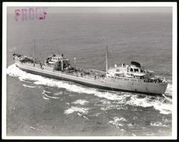 Fotografie Tankschiff Purfina auf See, G