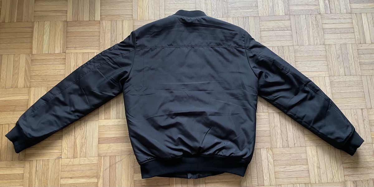 Jack & Jones Giacche: Bomber Jack&Jones taille M, Noir – Usato da Biel/Bienne venduto da Vinz011 2