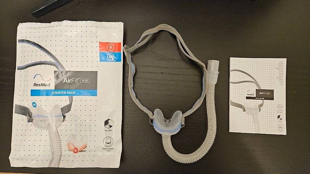 ResMed Attrezzature mediche: ResMed AirFit N30 Starter Pack Grösse M+S – Usato da Baar venduto da sta_r7xq