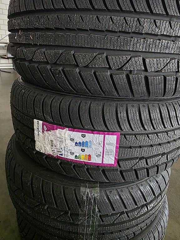 Pneumatici & Ruote complete: 4x 225 55 17 Neu – Nuovo e nell'imballaggio originale da Reinach venduto da racing08