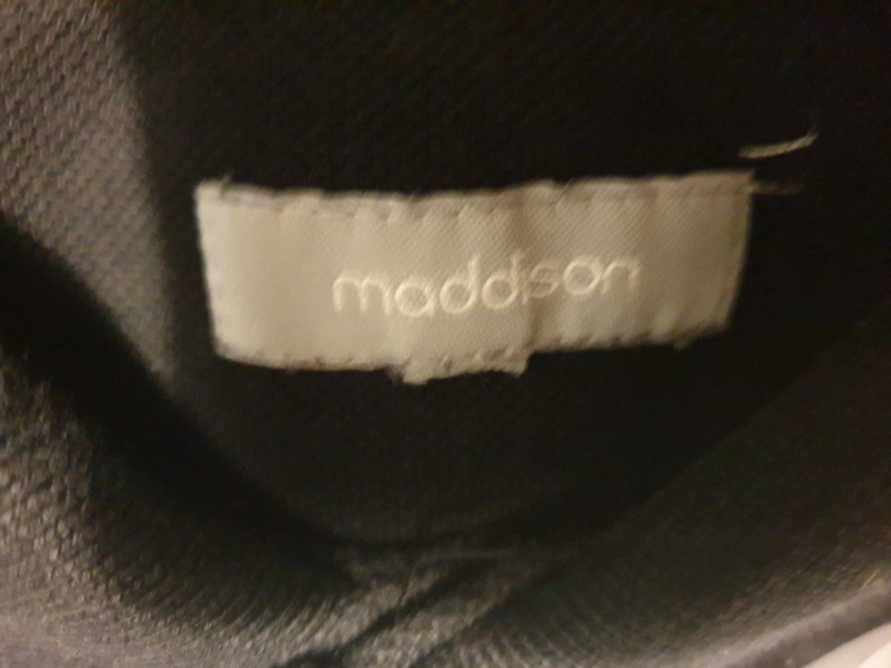 Maddison Magliette Polo: Polo Maddison, M, noir, coton, manche courte – Usato da Neuchâtel venduto da Verenas12 4