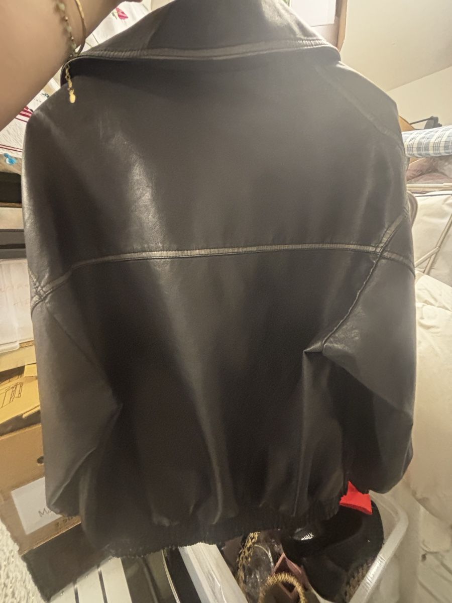 Bershka Vestes: Leather Jacket black – Neuf avec emballage d'origine à Herrliberg par ellabellaaa 5