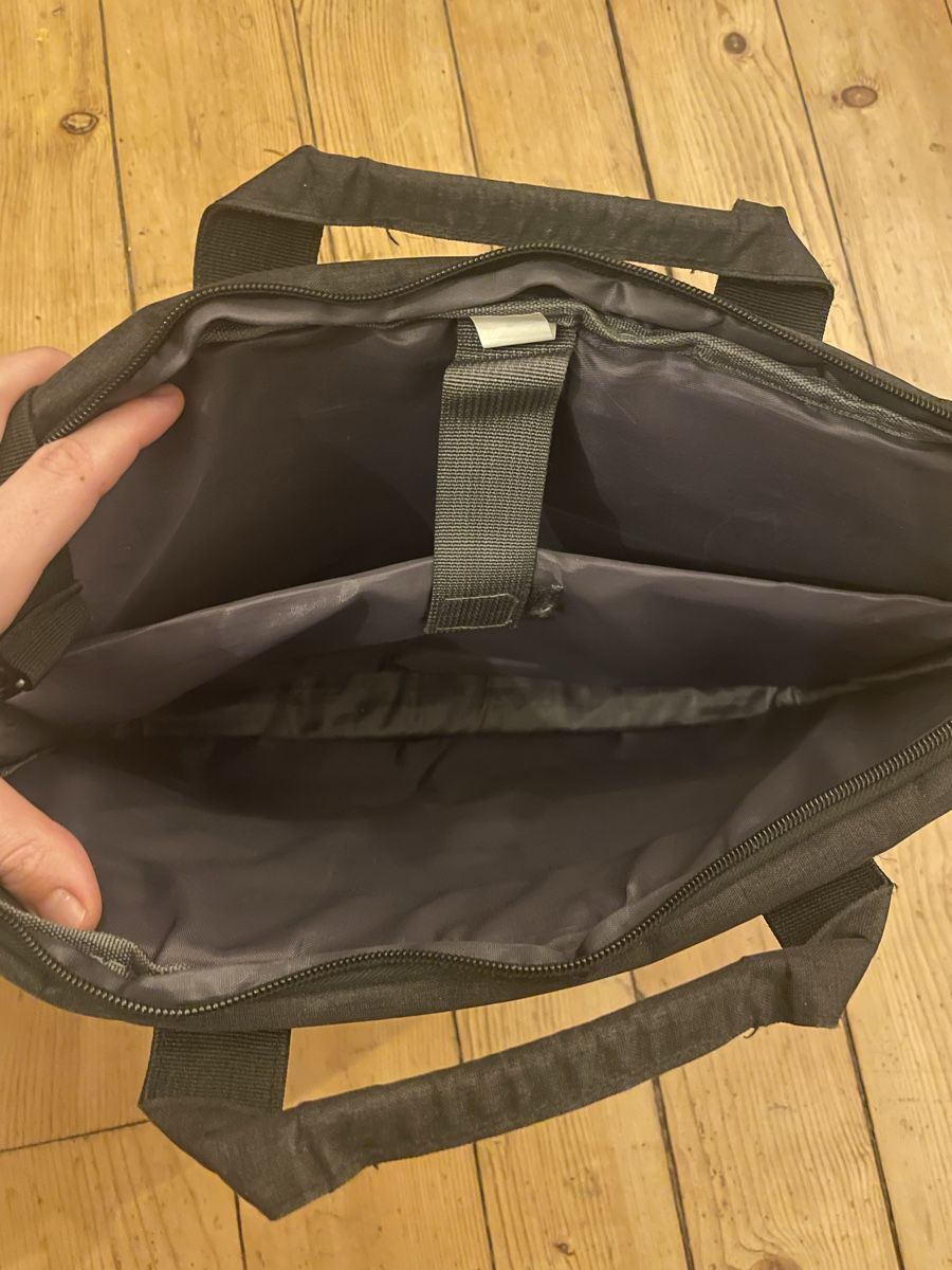 Borse: Laptop Tasche – Usato da Zürich venduto da glo_qjx8 1