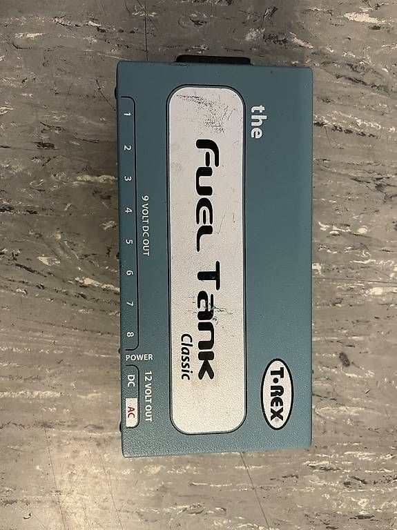 Alimentazione elettrica: T-REX Fuel Tank Classic – Usato da Bern venduto da mic_5zjm