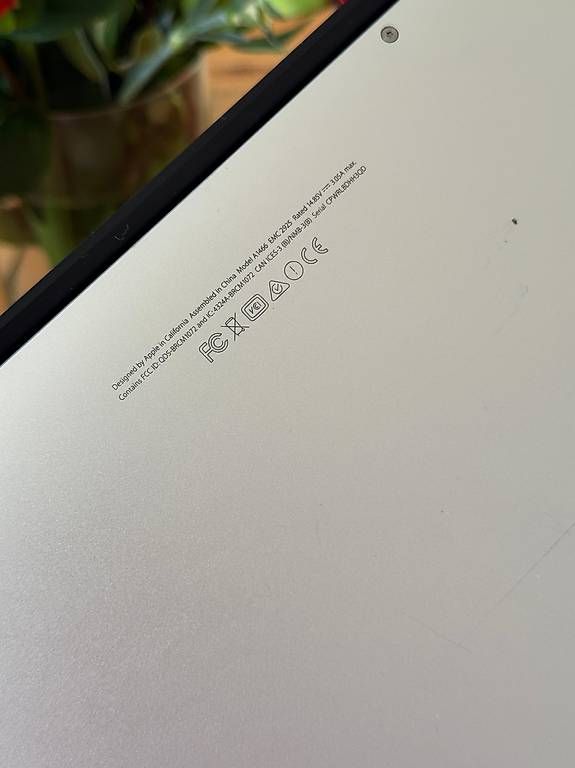 Notebook: Apple MacBook Air 13"Model A1466 – Usato da Langenthal venduto da Reifen-Schweiz 1
