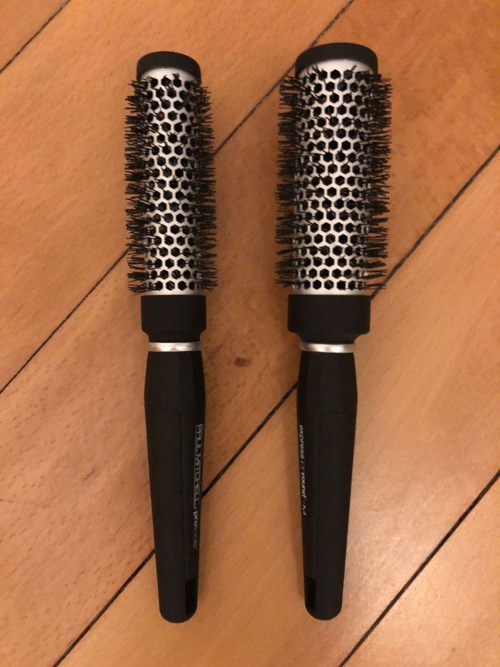 Altro per la cura dei capelli: 2 Bürsten Paul Mitchell Express Ion M&S – Usato da Zürich venduto da MakasoZH 1