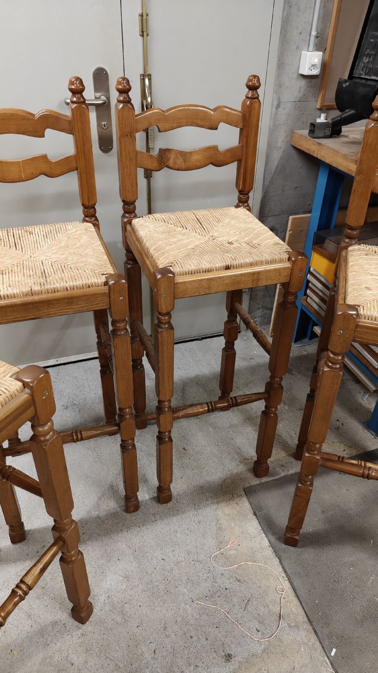 Sgabelli: Holzhocker 4 Stück – Usato da Gränichen venduto da rooney90 2