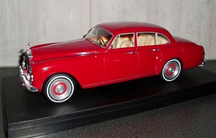 Rolls Royce Modellini d'auto: ROLLS ROYCE SILVER CLOUD III FLYING SPUR in 1:18 – Nuovo e nell'imballaggio originale da Erlenbach im Simmental venduto da Model_box 6
