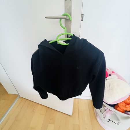Kinder Hoodie schwarz Grösse 134/140 H&M guter Zustand