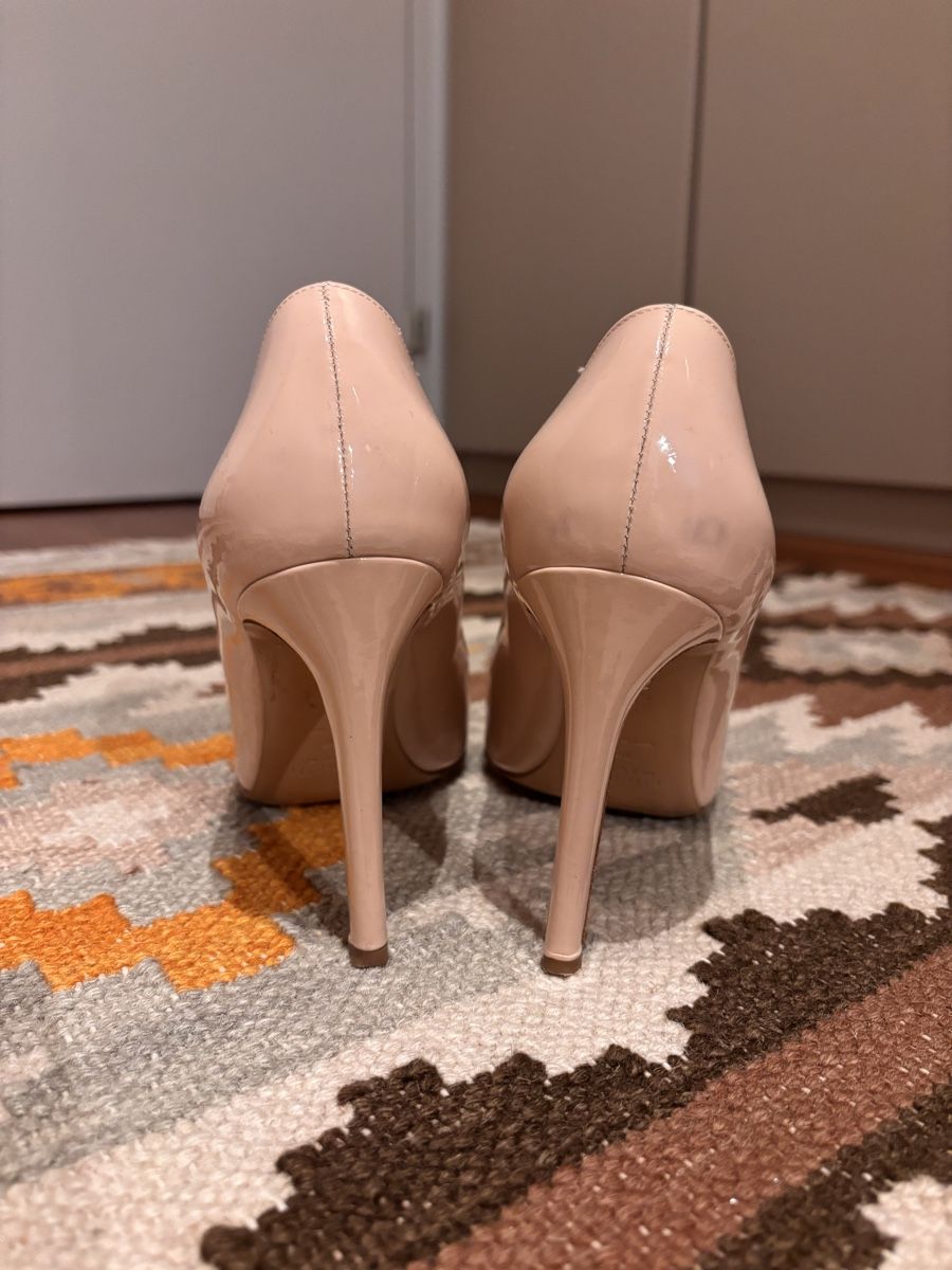 Chaussures femmes: Pumps beige/blush pink 38 – D'occasion à Wallisellen par littlesnail 2