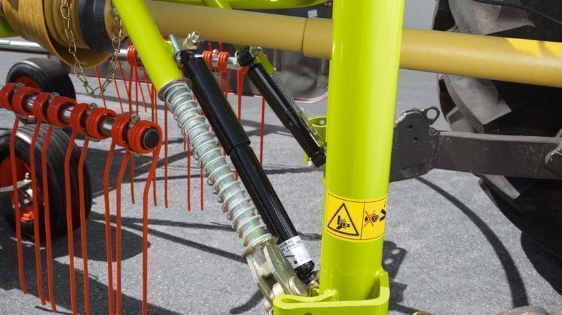 Claas Raccolta foraggio grezzo: Kreiselschwader CLAAS Liner 370 – Nuovo (secondo la descrizione) da Alpnach Dorf venduto da Wigger-Service 3
