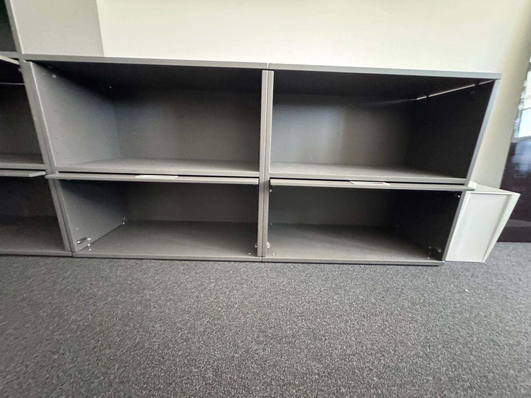 Kommoden: Graues Sideboard – Gebraucht aus Diessenhofen von Osio
