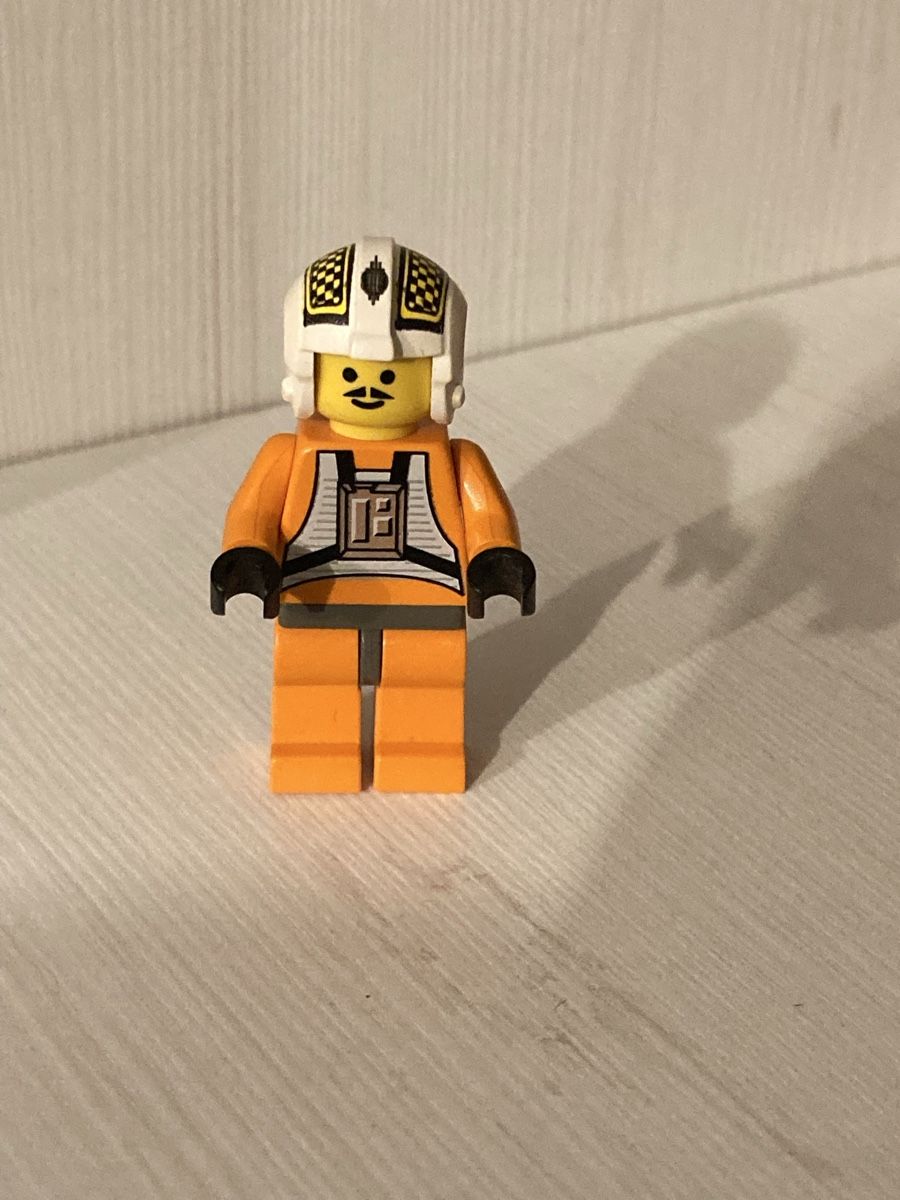 Lego Giocattoli: LEGO Star Wars Biggs Darklighter - Yellow Header – Usato da Schafisheim venduto da mic_79dx