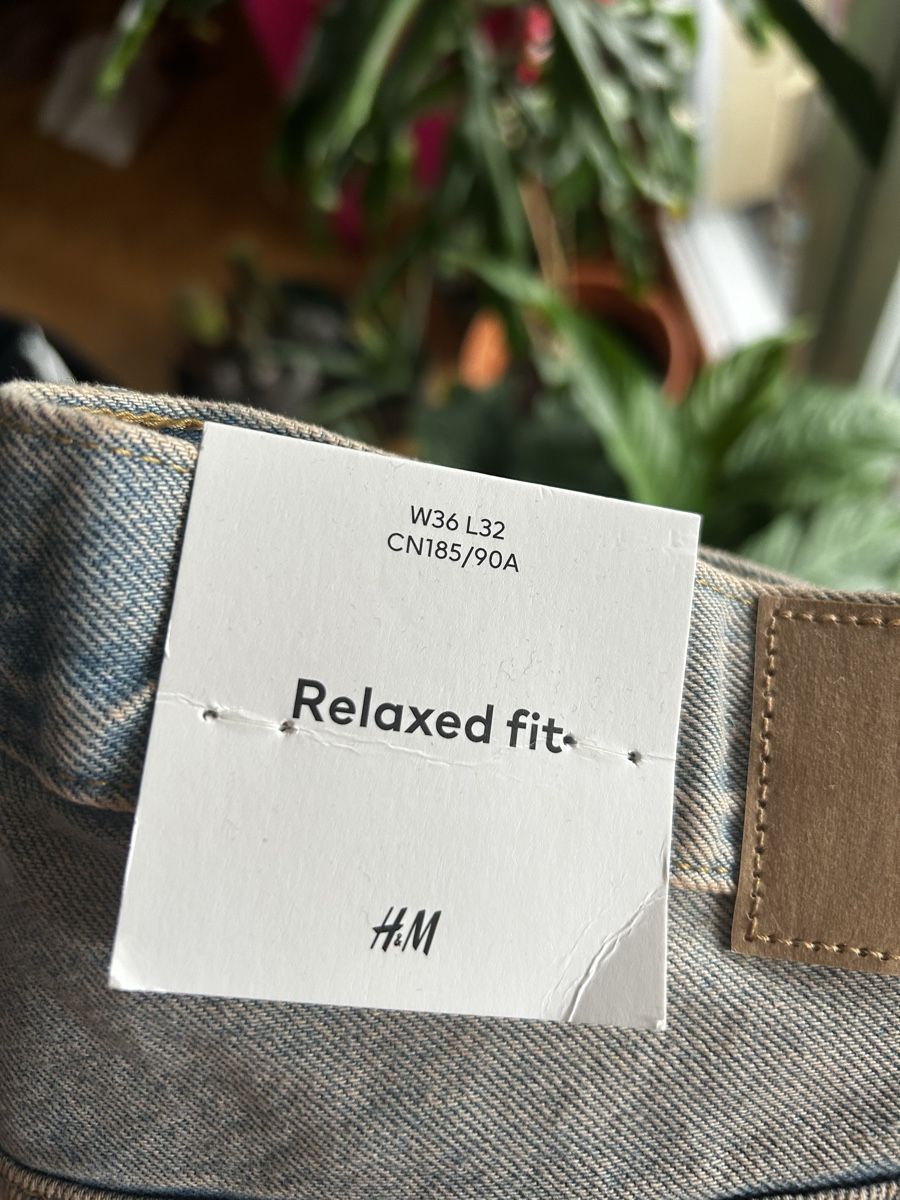 H&M Jeans: h&M Jeans Regular Fit in 36/32 Neu – Nuovo e nell'imballaggio originale da Bülach venduto da silk1881 1