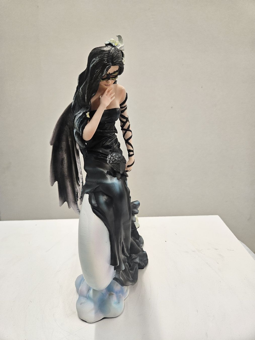 Statuette: Dark Skies von Nene Thomas – Nuovo e nell'imballaggio originale da Dielsdorf venduto da Kenan997 2