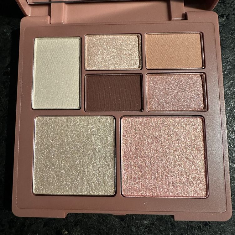 Chanel cotton pads & No7 face & eye palette NEU! Kaufen auf Ricardo